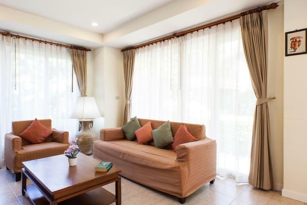 Baan Talay Samran 4 Bedrooms Villa With Beach And 3 Pools Cha-Am Exteriör bild