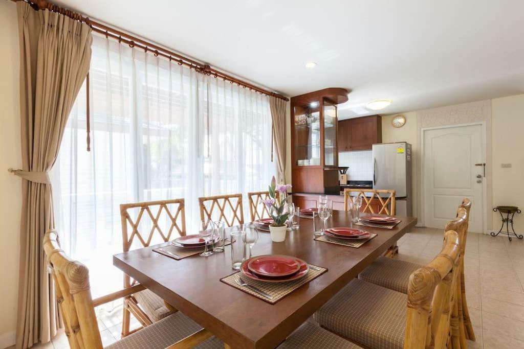 Baan Talay Samran 4 Bedrooms Villa With Beach And 3 Pools Cha-Am Exteriör bild
